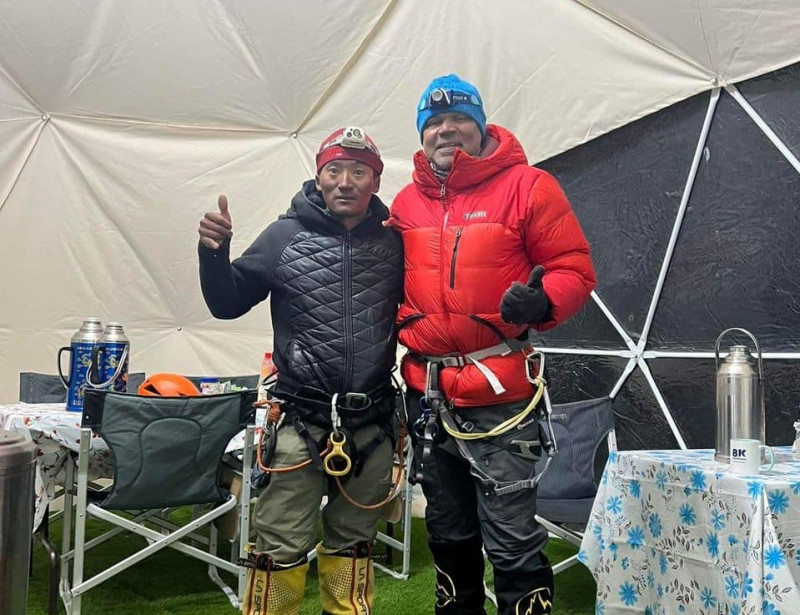 M’sian conquers Everest to complete Seven Summits