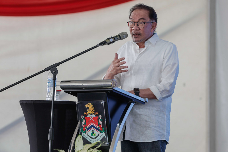 Dirty school toilets a never-ending problem: Anwar
