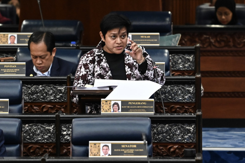 A-G report debate for public benefit, insists Azalina