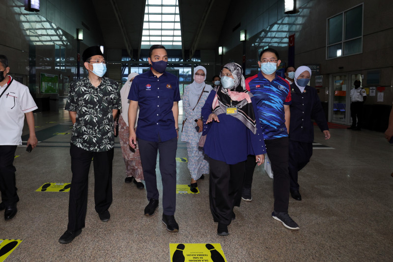 Staff influx allows Johor hospital to reopen wards