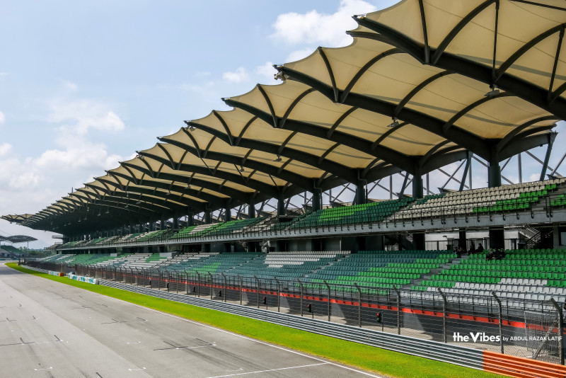 Sepang chief ponders solution as engines roar to empty stands