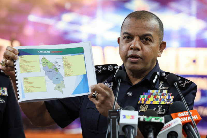 Terengganu needs over 2,000 more cops to face polls: Ayob Khan