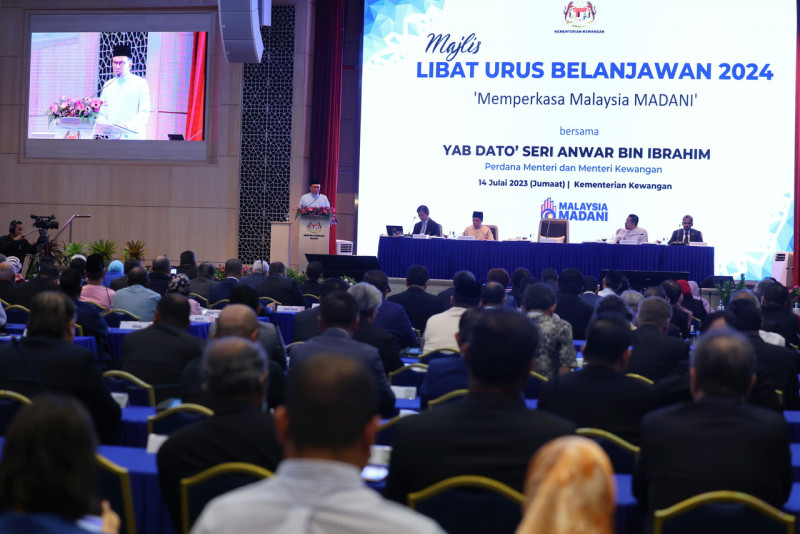 Govt to issue strategic investor pass: Anwar