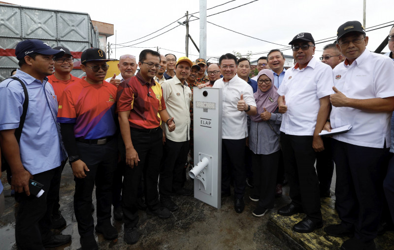 Over RM9 mil for solar LED street lights in new Chinese villages: Nga