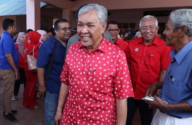Cabinet to hear proposal to lengthen reproductive health lessons: Zahid