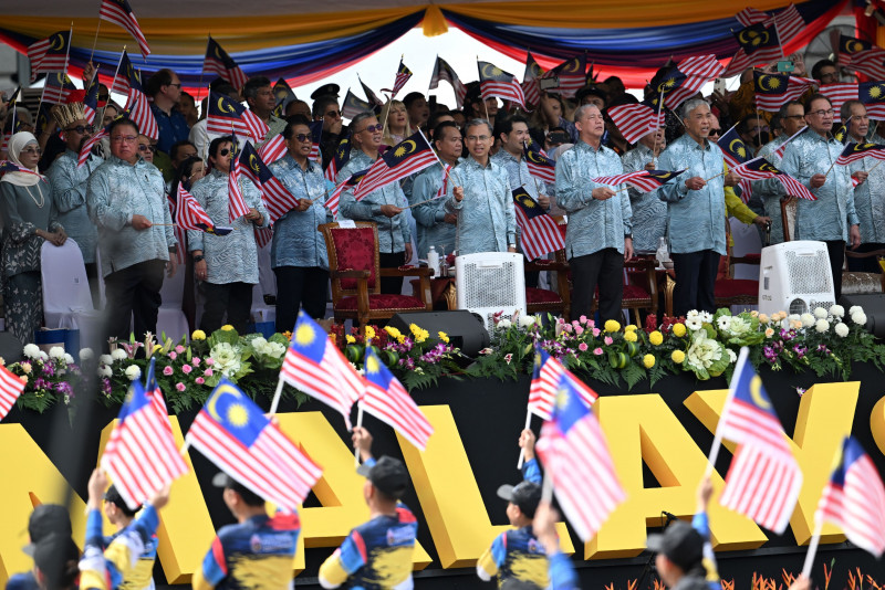 Cabinet members extend National Day wishes to Malaysians