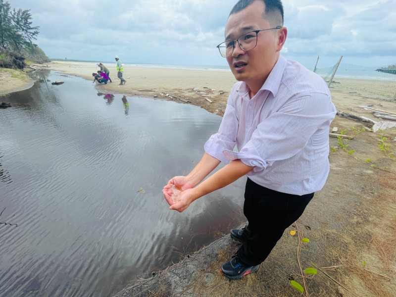 Chinese sand mining firm denies polluting waterways near its Sabah site