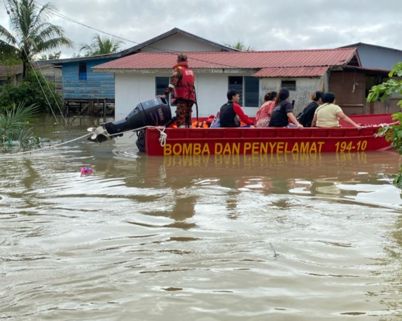 More evacuations on second day of floods in southern Sarawak 
