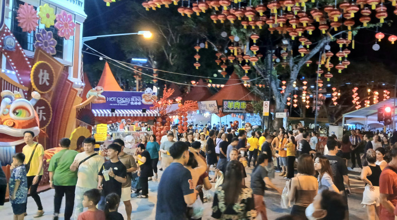 Chinese New Year bazaars light up towns, cities in Sarawak