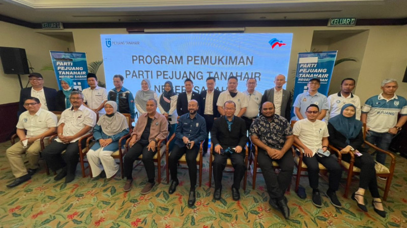 Pejuang meets Sabah parties for possible collaboration  