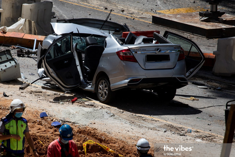 SUKE mishap: work to remove collapsed crane begins