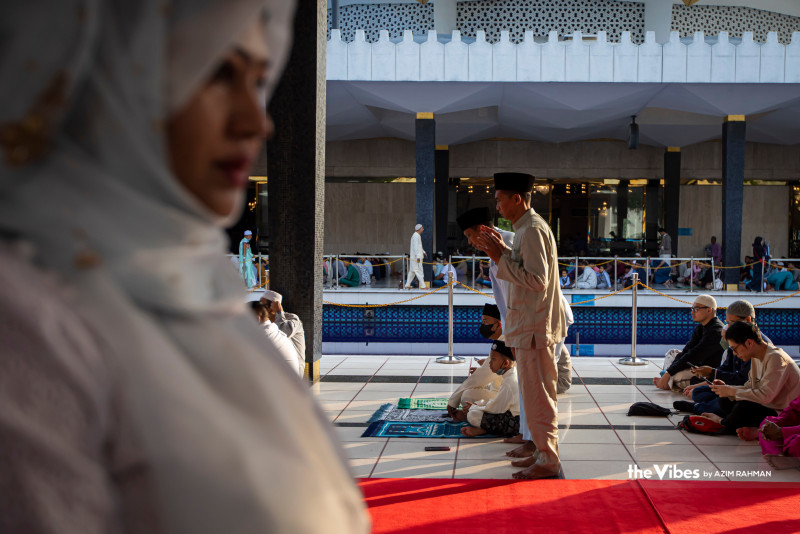 M’sia sees livelier Aidilfitri, first in three years without Covid-19 SOPs