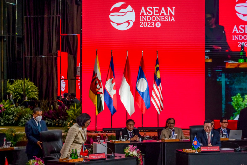 Asean ministers urge Myanmar junta to implement agreed peace plan