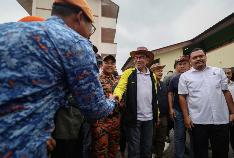 [UPDATED] No emergency declaration, situation improving: PM on Johor floods