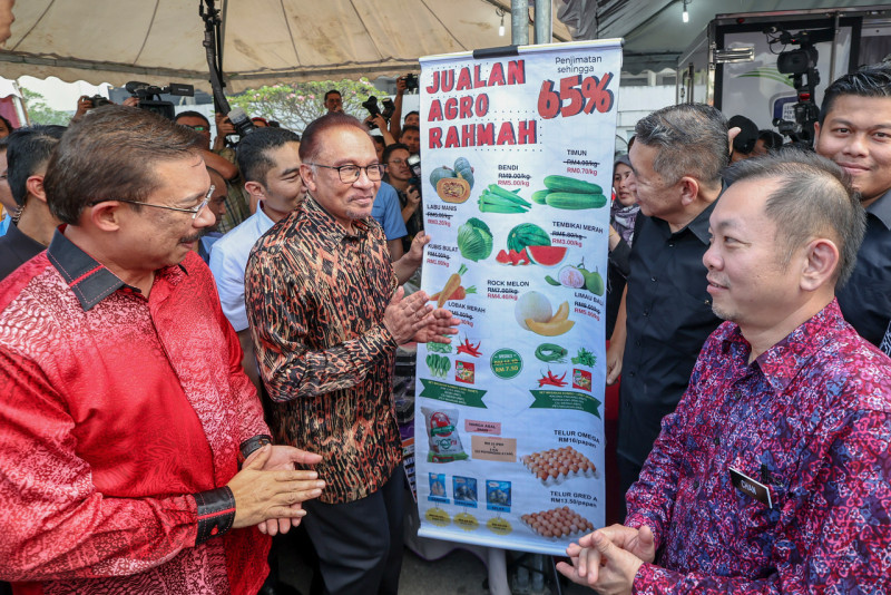 Reduce middlemen’s role to control prices of goods: Anwar