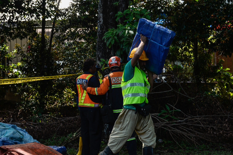 Quick canvas installation prevents more landslides at MACA, IIM: police