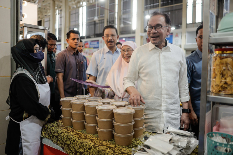 PM urges states to upgrade, revamp food courts, stalls