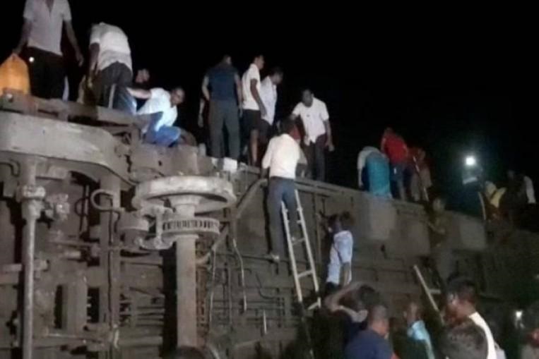 India’s train tragedy: death toll currently at 288