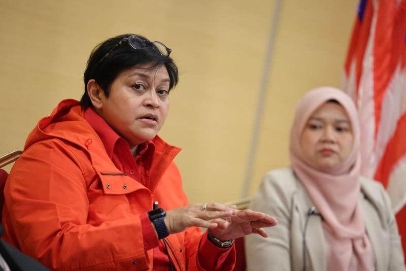 3R issues: new act needed to impose civil penalties on offenders, Azalina says