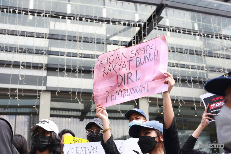 [UPDATED] #TurunMalaysia protest sees poor turnout despite demands for govt to control rising costs of goods