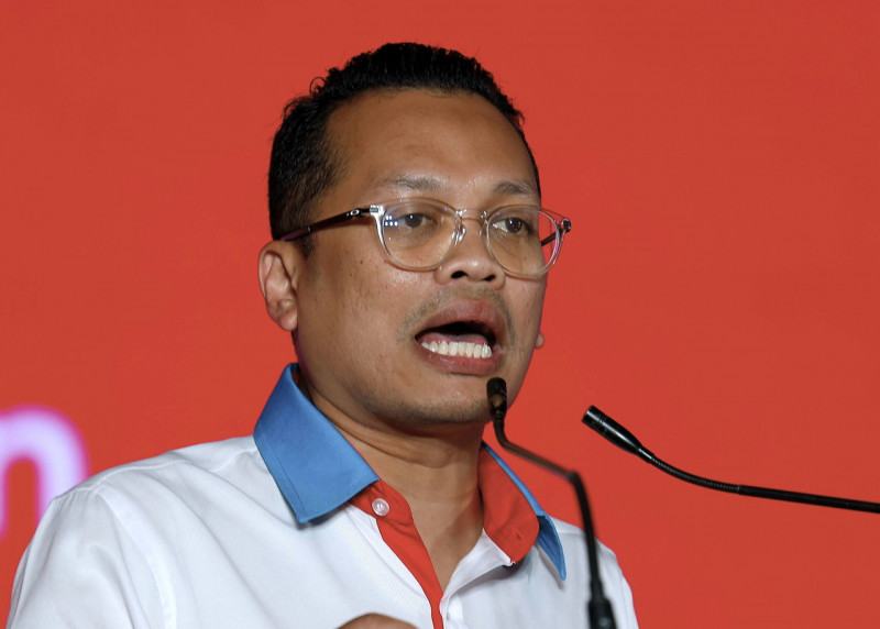Rise up, demand change, Nik Nazmi urges Kelantan