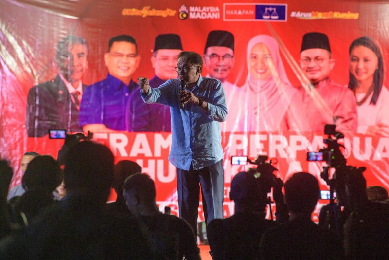 Infineon agreed to invest more after assured of unity govt’s stability: PM