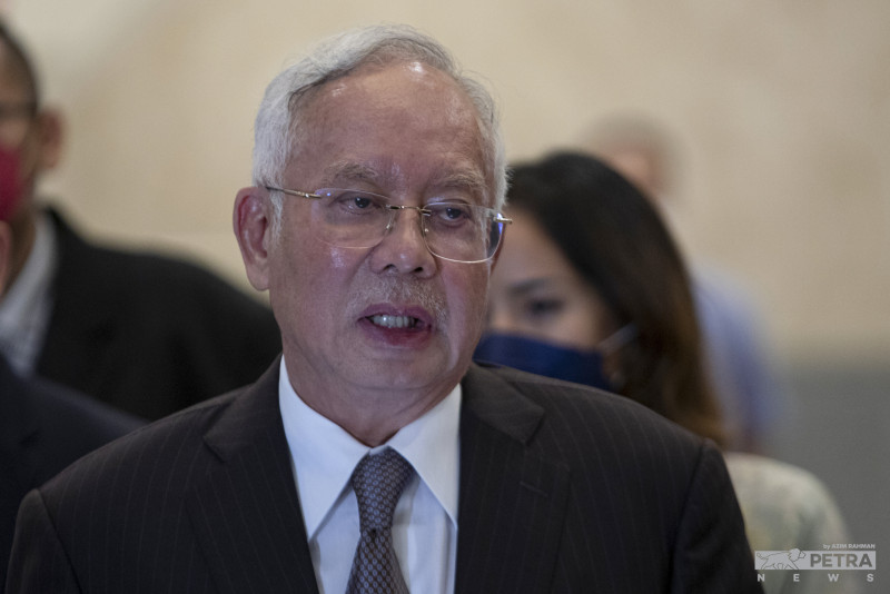Najib insists final SRC appeal ‘unfair’ despite move to discharge own lawyers