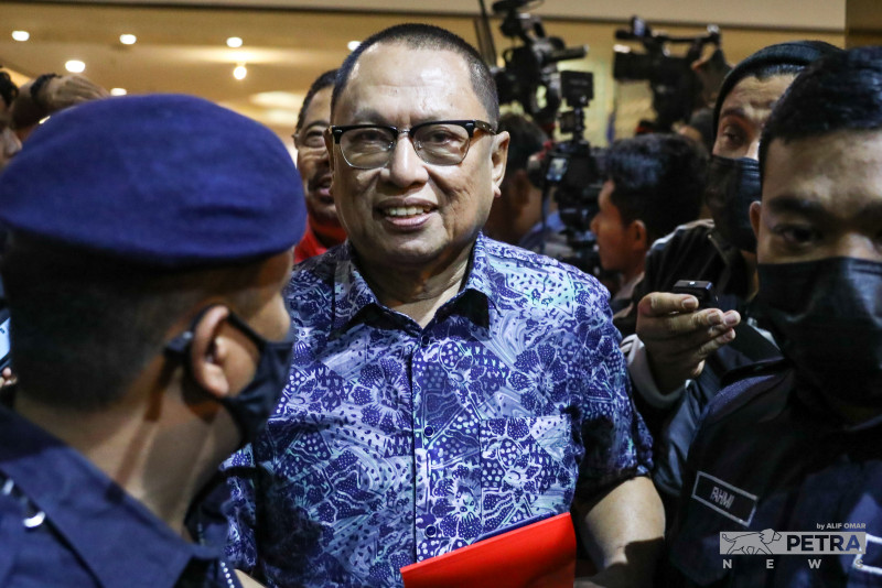 Only few Umno delegates booed no-contest motion: Puad