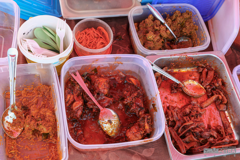 Don’t stop at rent moratorium, ensure food operators don’t raise prices: student groups