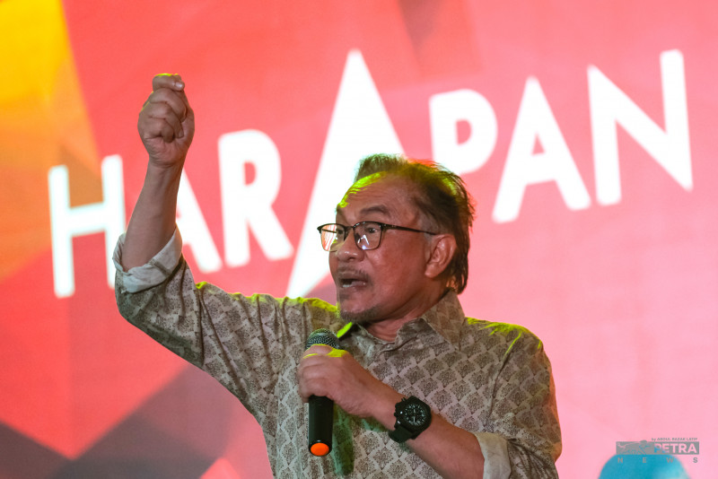 Racist govt or multiracial one? Anwar asks voters as GE15 looms