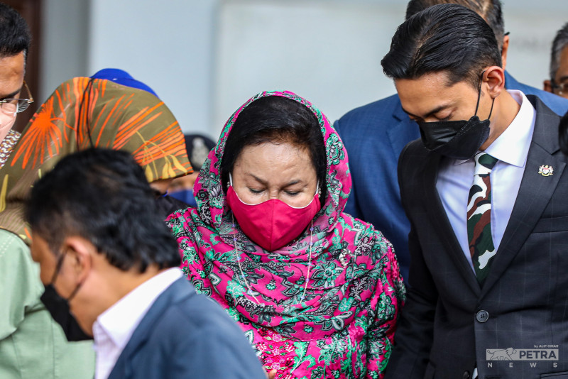 Rosmah graft case: police urge public to report allegedly leaked court documents