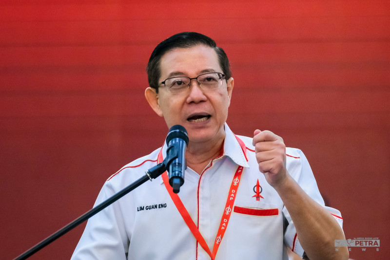 Clear slander: Guan Eng to sue Tajuddin over ‘MoF turned into tokong’ remark