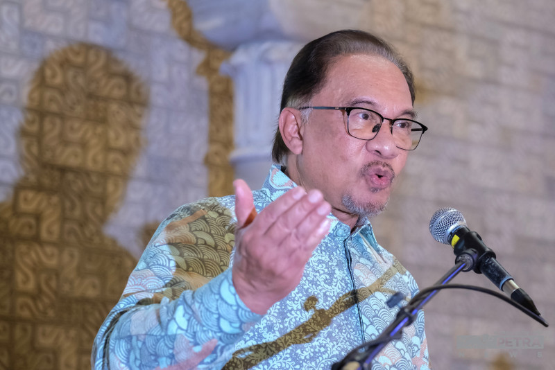 PAS within its rights to protest Quran-burning: Anwar