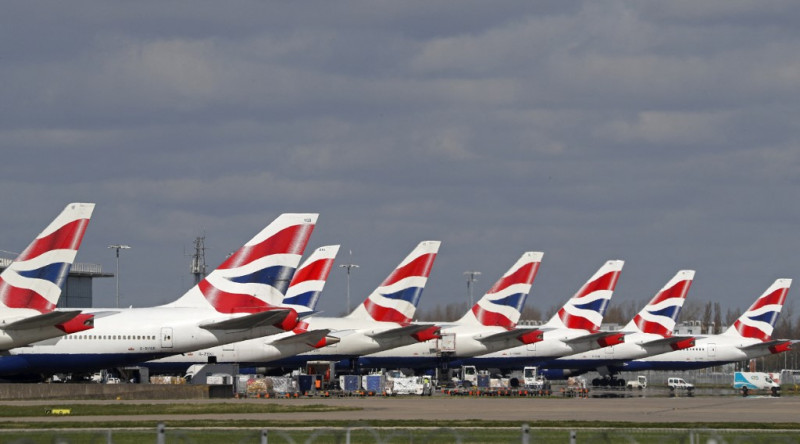 Virus-hit airline giant IAG dives to €6.9 bil loss