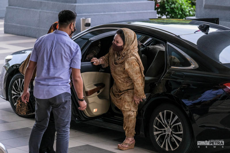 [UPDATED] Najib arrives at KL High Court for 1MDB audit tampering trial