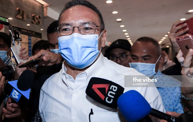 Govt’s stand on vaccine hesitant only to keep situation from getting worse: Hisham