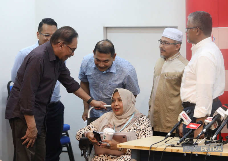 GE15: Rafizi says PKR’s fielding of person with disability pushes boundaries