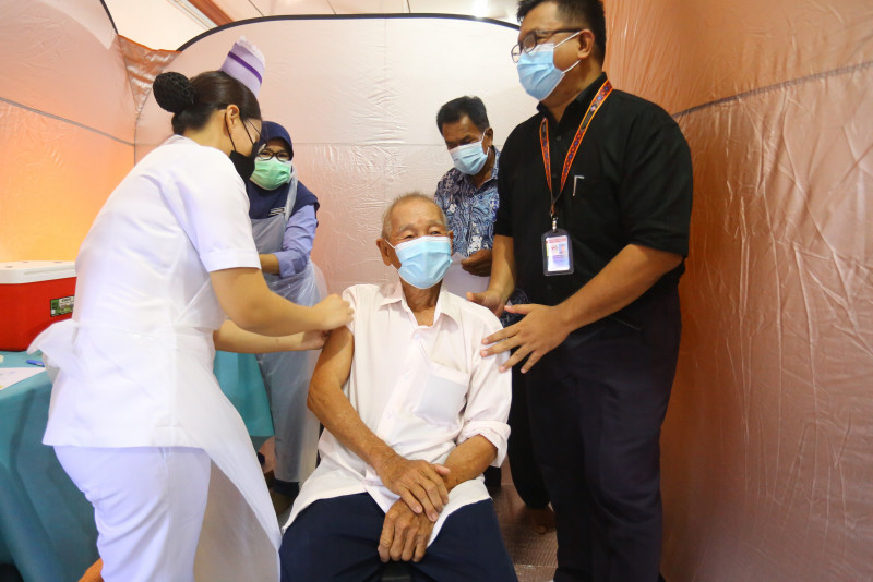 Months-long wait for Covid-19 jabs finally over for Kg Tg Aru folk