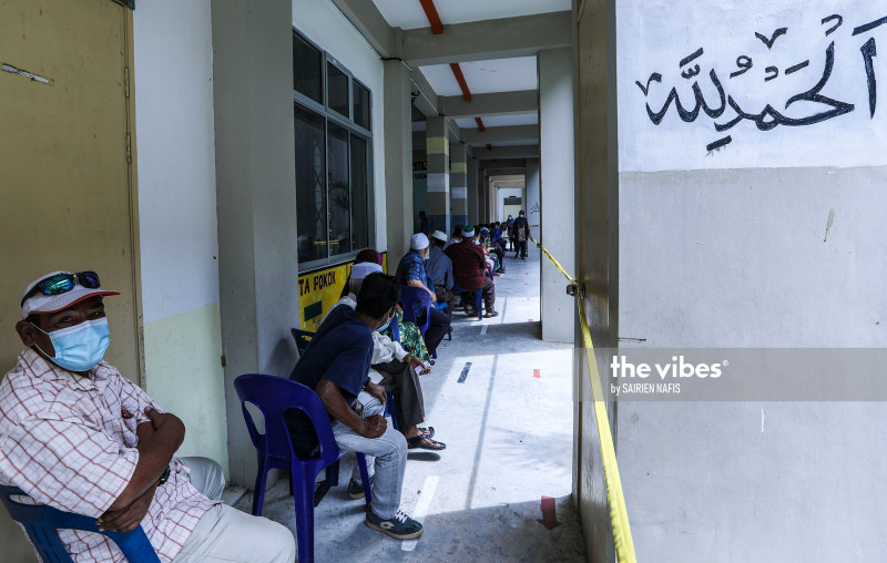 Despite virus fears, no postal voting for Sarawakians living outside state