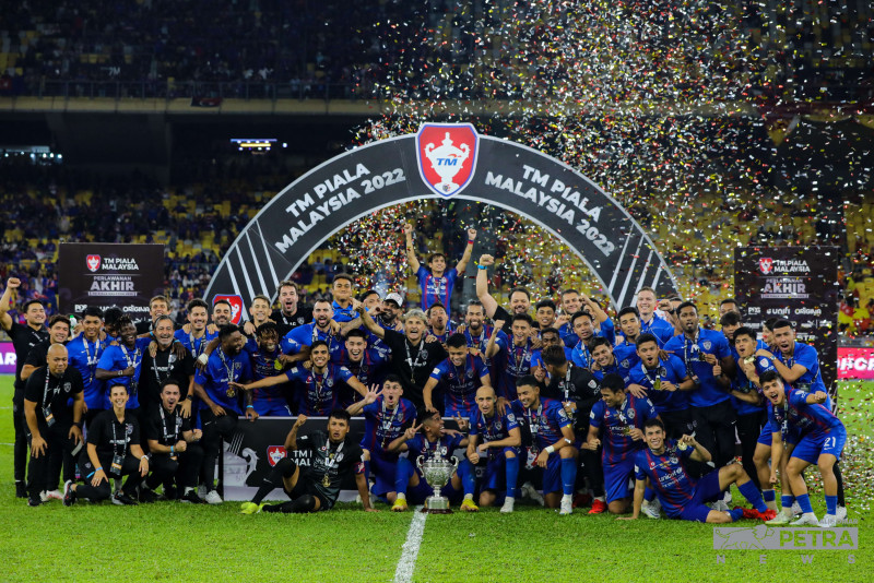 [UPDATED] Malaysia Cup final: JDT crowned champions after crushing Selangor FC 2-1