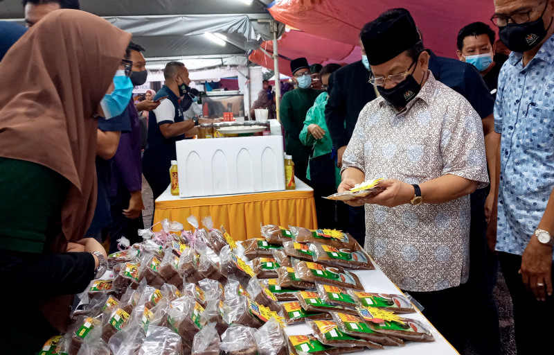 Farmers issue in Raub won’t affect durian production
