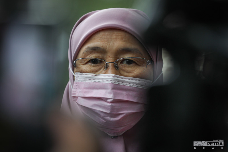 Wan Azizah all but confirmed for Bandar Tun Razak, confident of victory