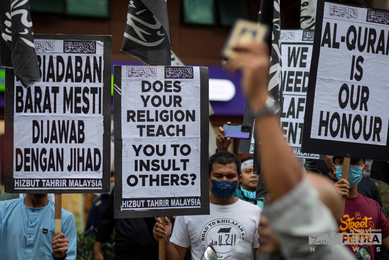 [UPDATED] Quran-burning: Hizbut Tahrir delivers memorandum to Swedish embassy