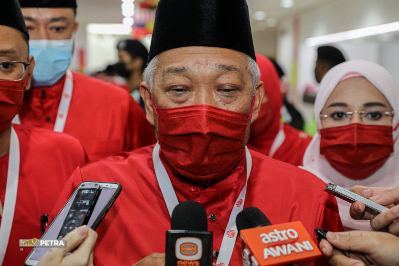 [Image: 28032021-KUL-Bung_Moktar_Radin-UMNO-SYEDA_IMRAN23.jpg]