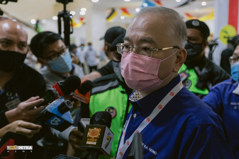Ministry U-turns on loud m-cycle exhaust fines as Zahid slams ‘cruel’ fines