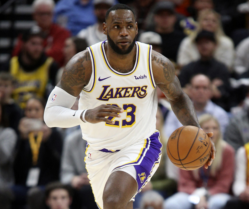 LeBron agrees to US$97 mil two-year Lakers extension