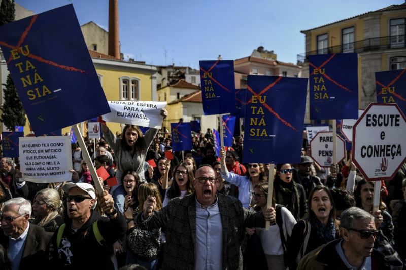 Portugal Parliament to vote on legalising euthanasia