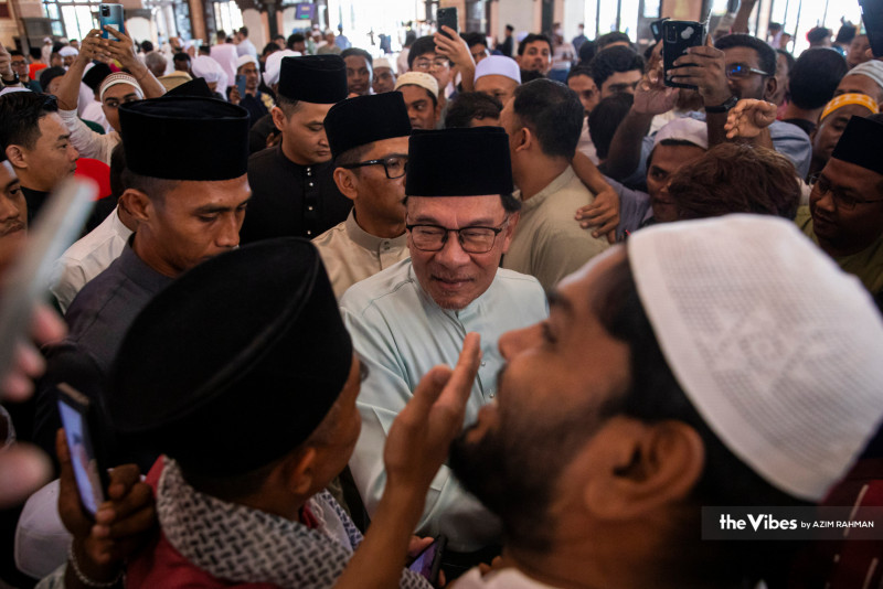 Anwar orders swift resolution to PharmD recognition dispute affecting Malaysian students in Egypt