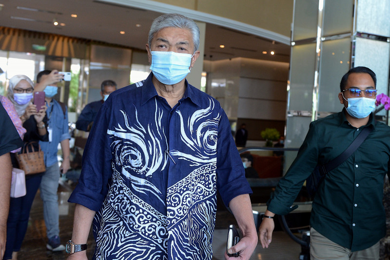 ‘Umno shouldn’t pressure Muhyiddin on DPM post’