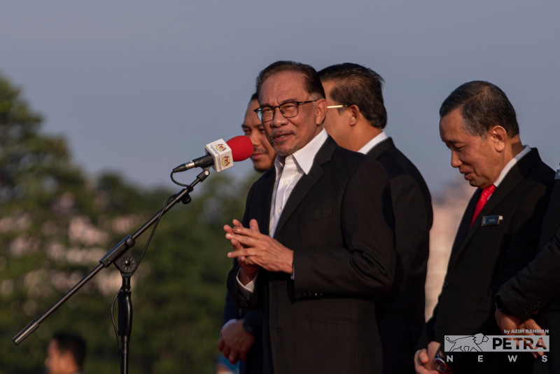 Anwar’s challenge to tackle M’sia’s money politics – Khairul Saidah, Rozaimah Zainudin